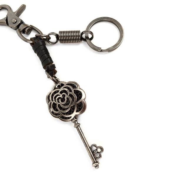 Selini New York - Wholesale Keychain - Unisex - Genuine Leather and Metal Flower Skeleton Key Fancy Keychain1