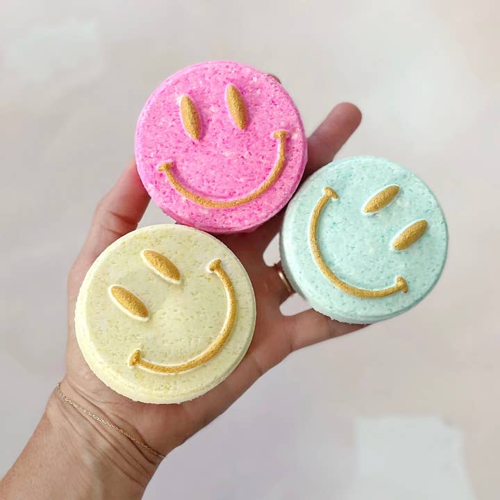 The Sister Made - Wholesale Bath Bomb/Fizz - Happy Bath Bomb (Emoji, Smiley)1