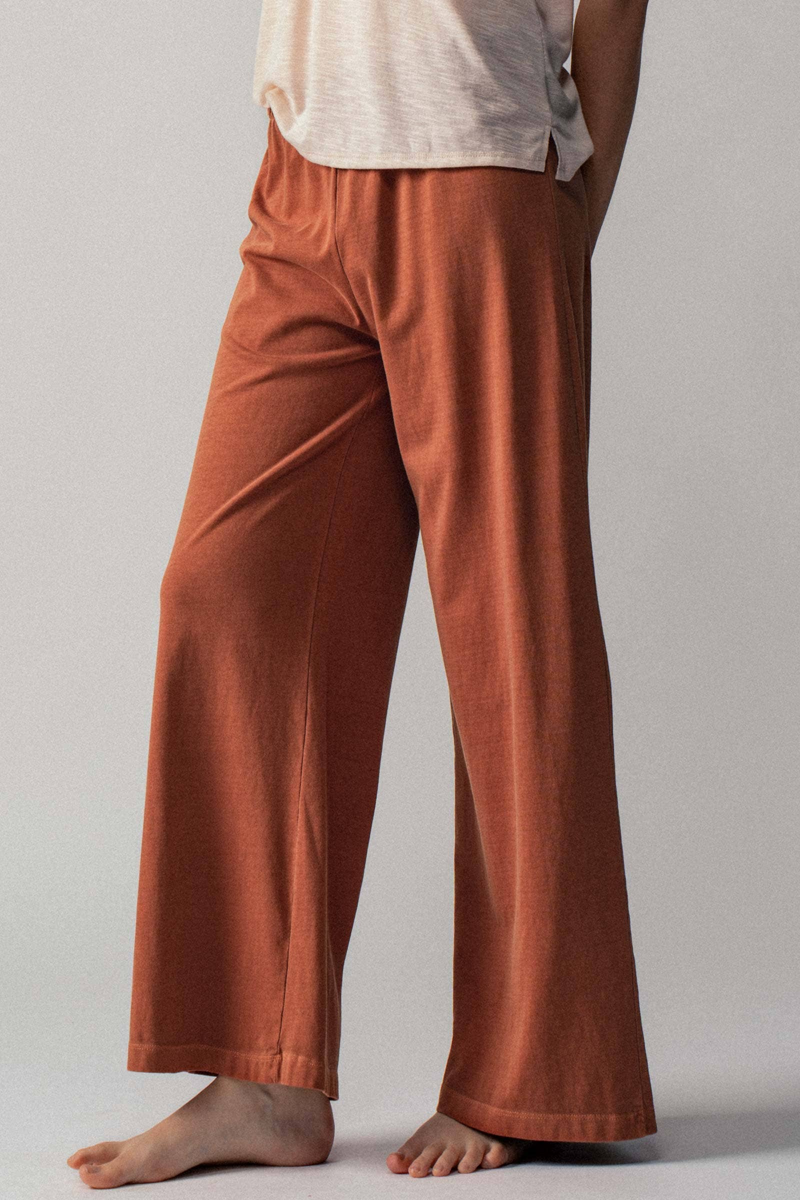 Urban Daizy - Wholesale Pants - Women's - Vintage Wash Cotton Flare Yoga Pants

31