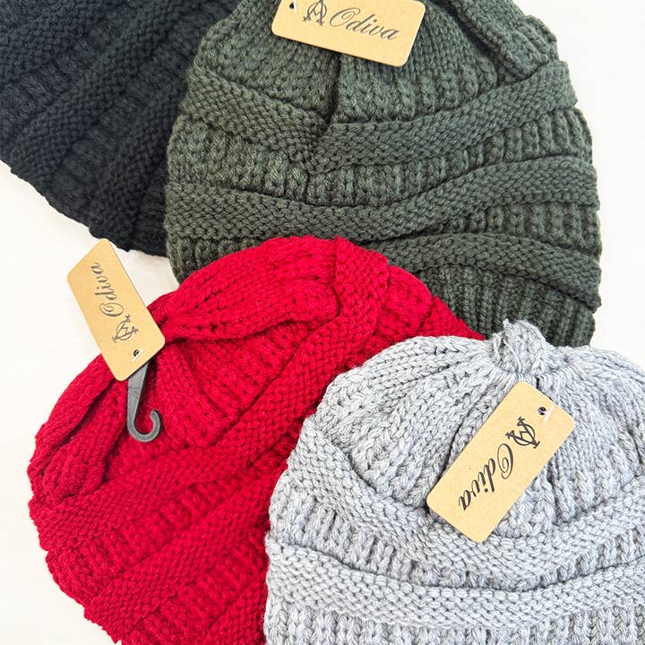 assorti Bonnets en maille côtelée pour queue de cheval en vente sur Faire