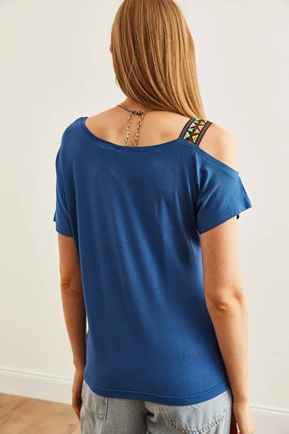 Hoxton Gal – wholesale Blouse – Women’s – One-Shoulder Ethnic-Trim Blouse14