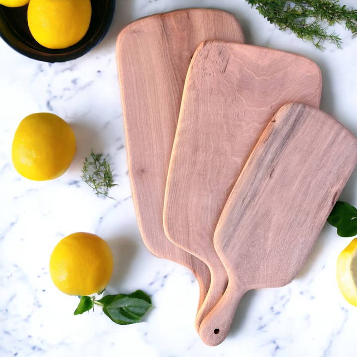 Handcrafted Walnut Wood Chopping Boards – Timeless Elegance for Your Kitchen for wholesale by Moroccantastics