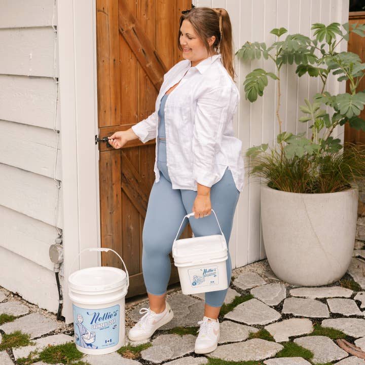 Nellie's Clean - Wholesale Laundry Detergent Powder/Pods - Laundry Soda (Soap/powder: BULK 5 gallon bucket 1100 Scoops)