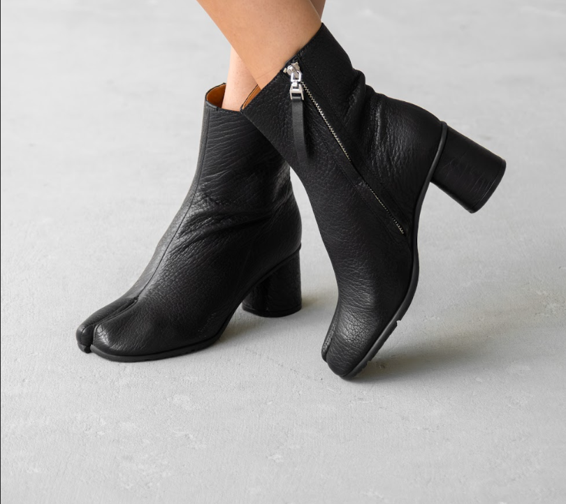 Zwart Leren enkellaarsjes Tabi met gespsluiting voor groothandel op Faire3