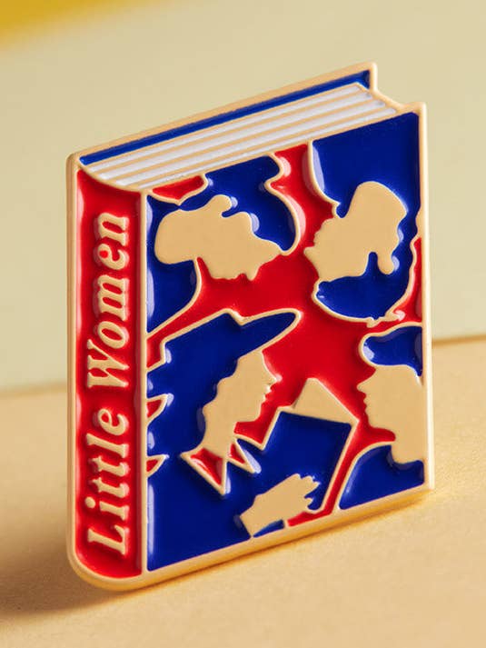 "Little Women" af Louisa May Alcott Bog Pin for engroshandel hos Judy Kaufmann