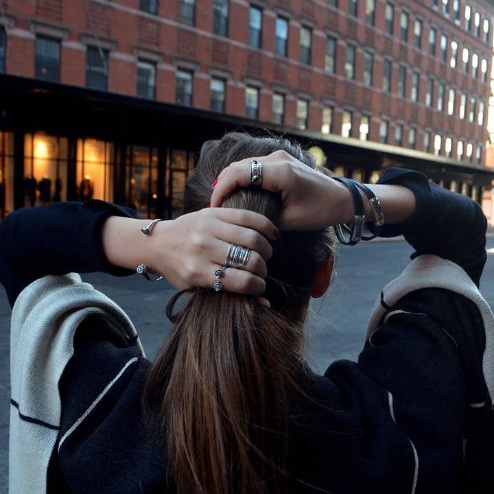 Bague à filer en argent sterling Rebel Punk Rock pour la vente par Cynthia Gale New York