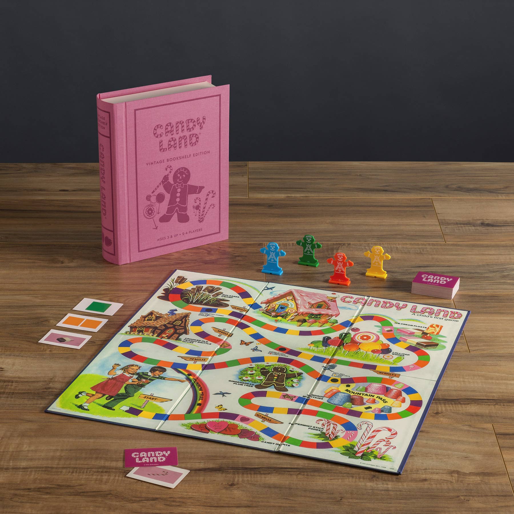WS Game Company - Wholesale Board Game - Candy Land Vintage Bookshelf Edition4