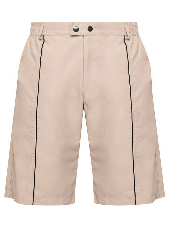 Shorts crème pour la vente par DUARTEHAJIME