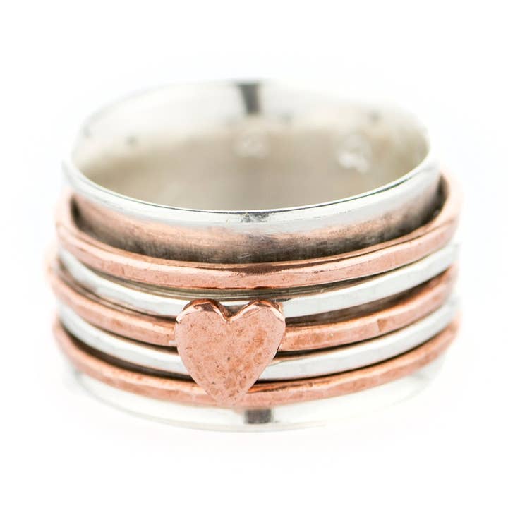 Håndlavet sølv spinner med kobber- og sølvbånd samt hjerte for engroshandel hos Frankly Lovely Jewellery