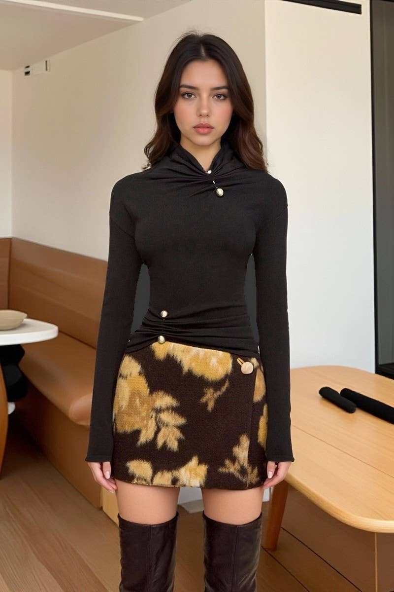 NOIR CWTTT00030_TOP À COL MONTANT AUTOMNE AVEC BOUTON MÉTALLIQUE en vente sur Faire4