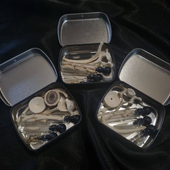 Mini Curio Tin for wholesale by Mellows Delightful Oddities