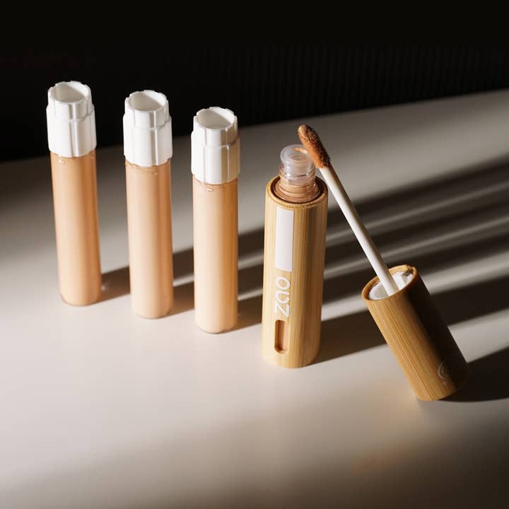 Radiance Liquid Concealer - 98% natural, organic and vegan for wholesale by Zao Makeup