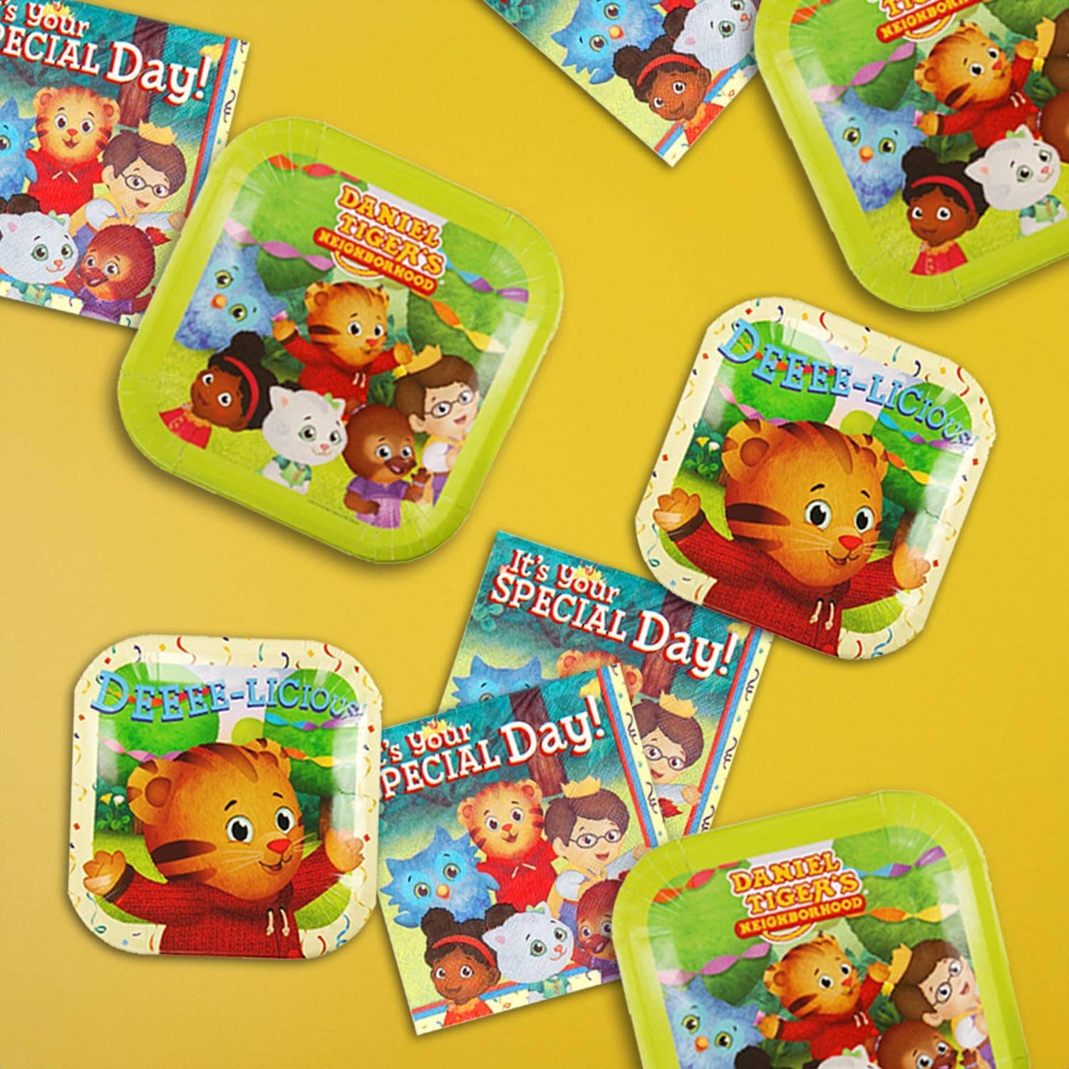 Mighty Mojo Toys - Wholesale Disposable Tableware Pack - Daniel Tiger's Neighborhood Party-In-A-Box - 61 Pieces Party4