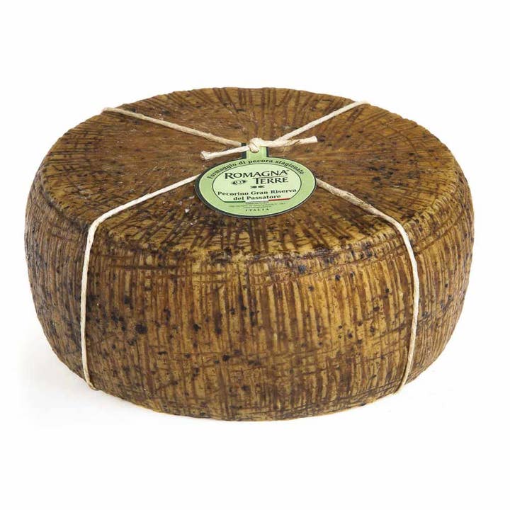 Pecorino Riserva Passatore (fåremælk) 1,5 kg - FORUDBESTILLING for engroshandel hos padoan - the real tastes of italy