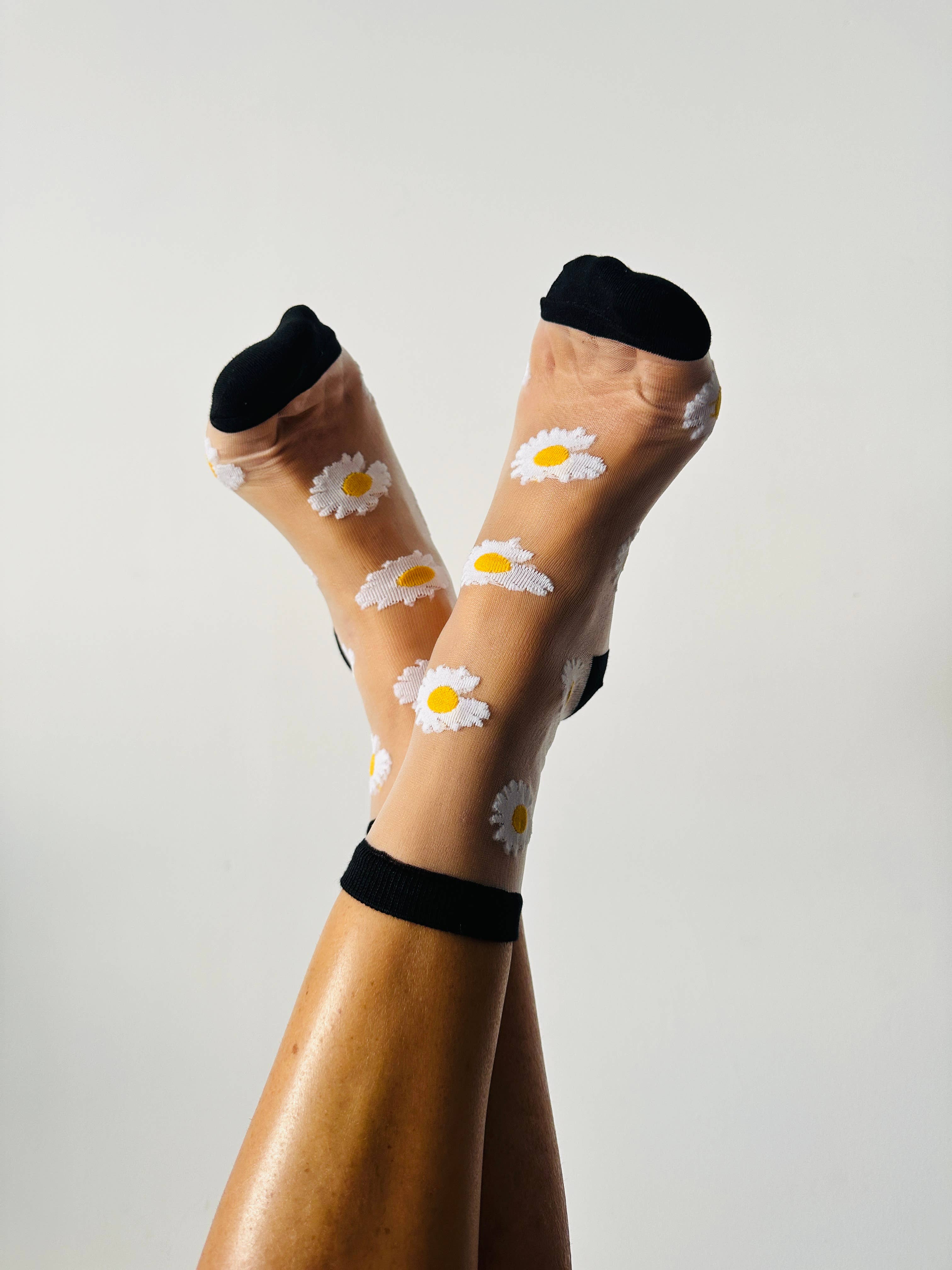 sockette - Wholesale Socks - Women's - Flora daisy transparent sock1