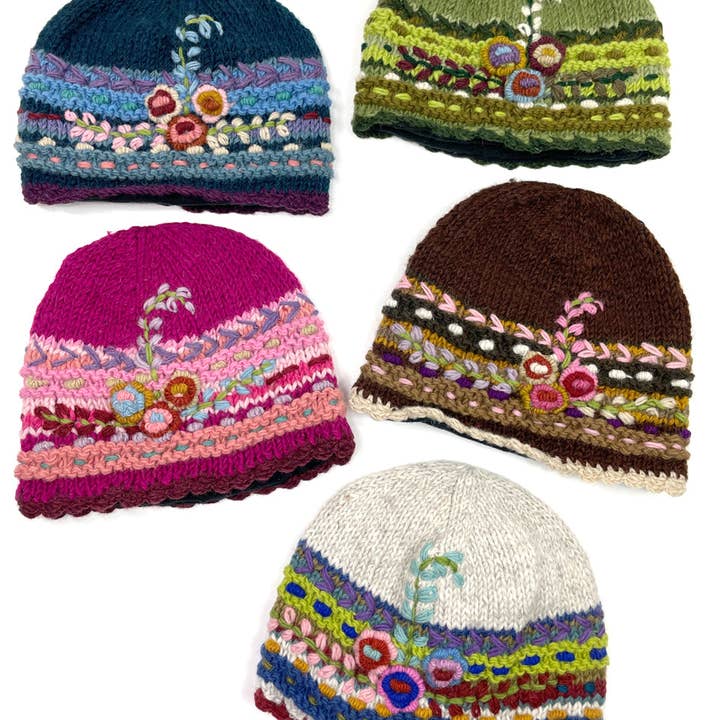 Zig Zag Asian Collection - Vente Bonnet – femme - Bonnet en maille avec broderies florales3