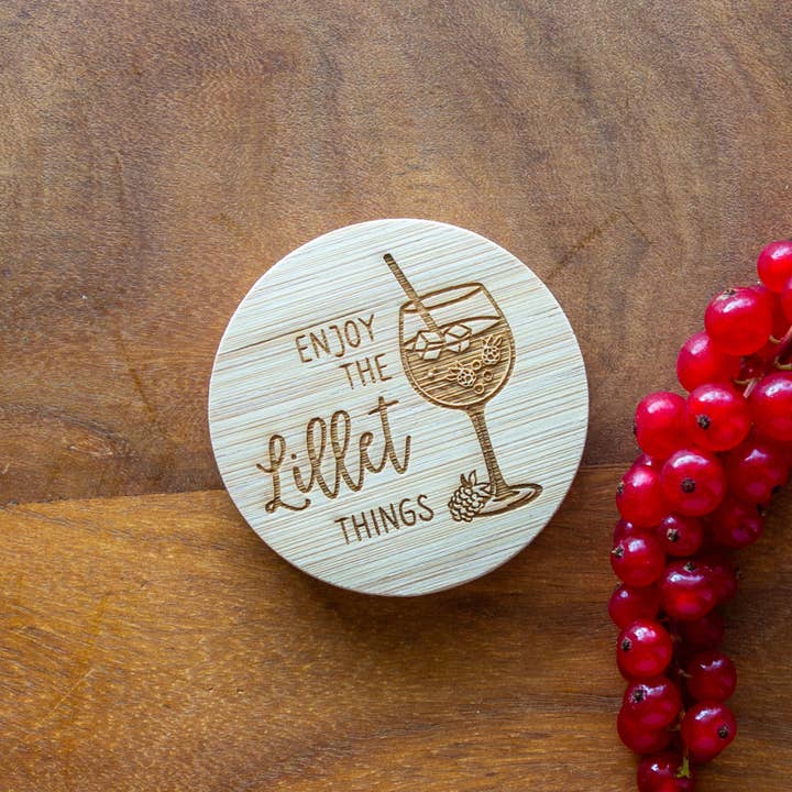 Gravierter Flaschenöffner "Enjoy the lillet things" für den Großhandel von Emma's Summer