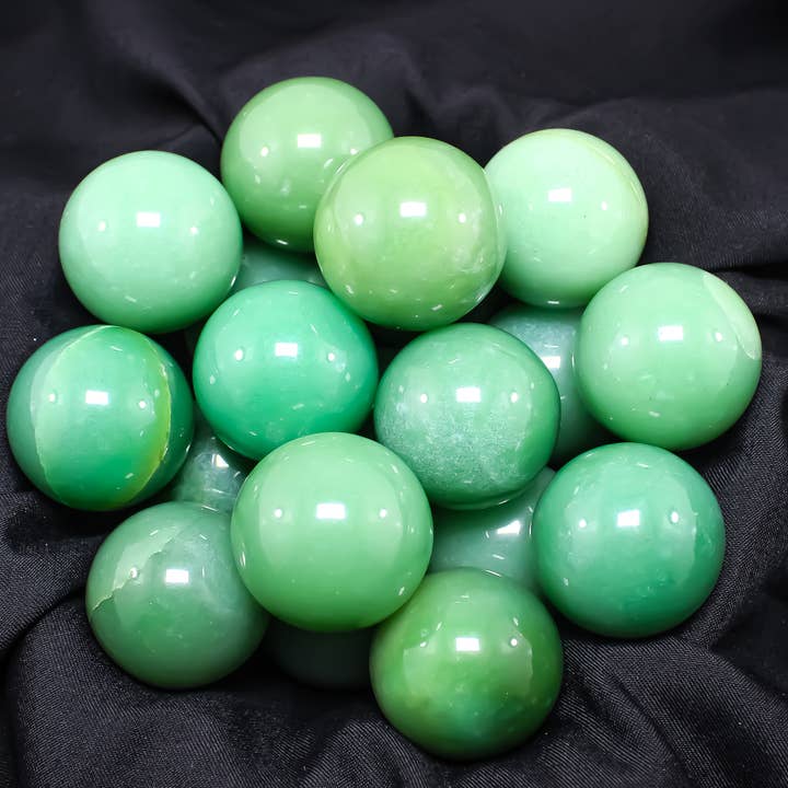 Quasar Gems USA - Wholesale Spiritual Stone/Crystal - Green Aventurine Spheres 30mm