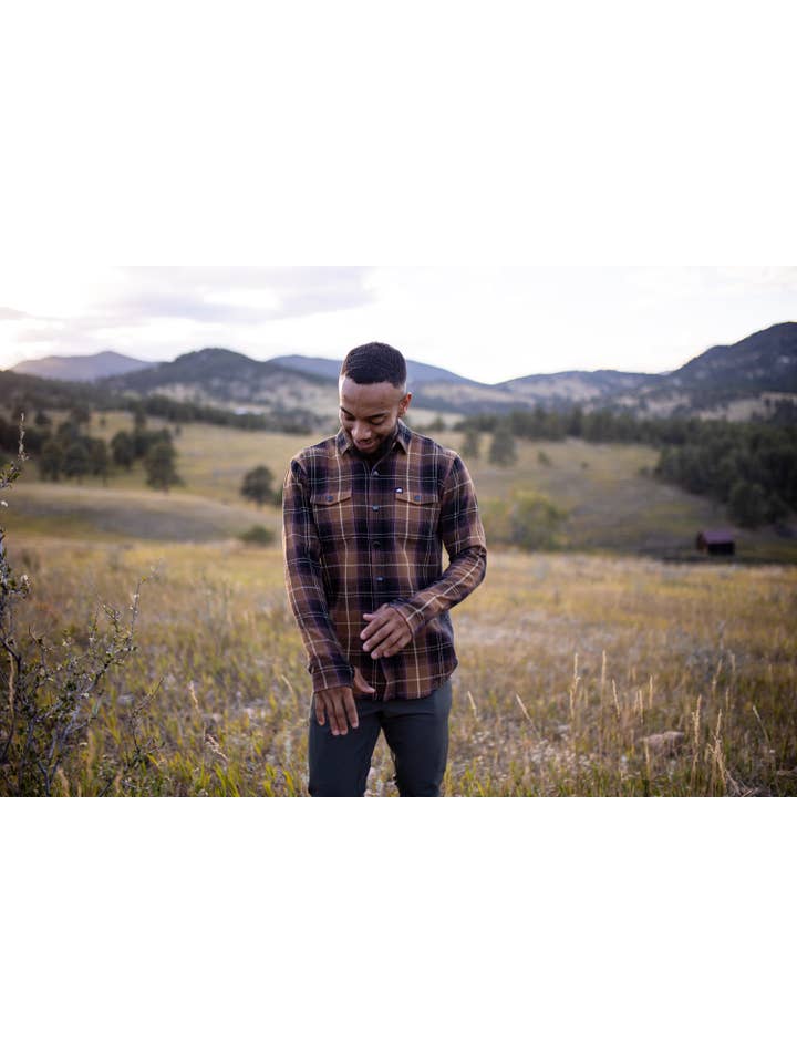 Belong Designs - Wholesale Button Down Shirt - Men's - Men's Deadline Tek Flannel (Restock Coming soon, 12/10)51