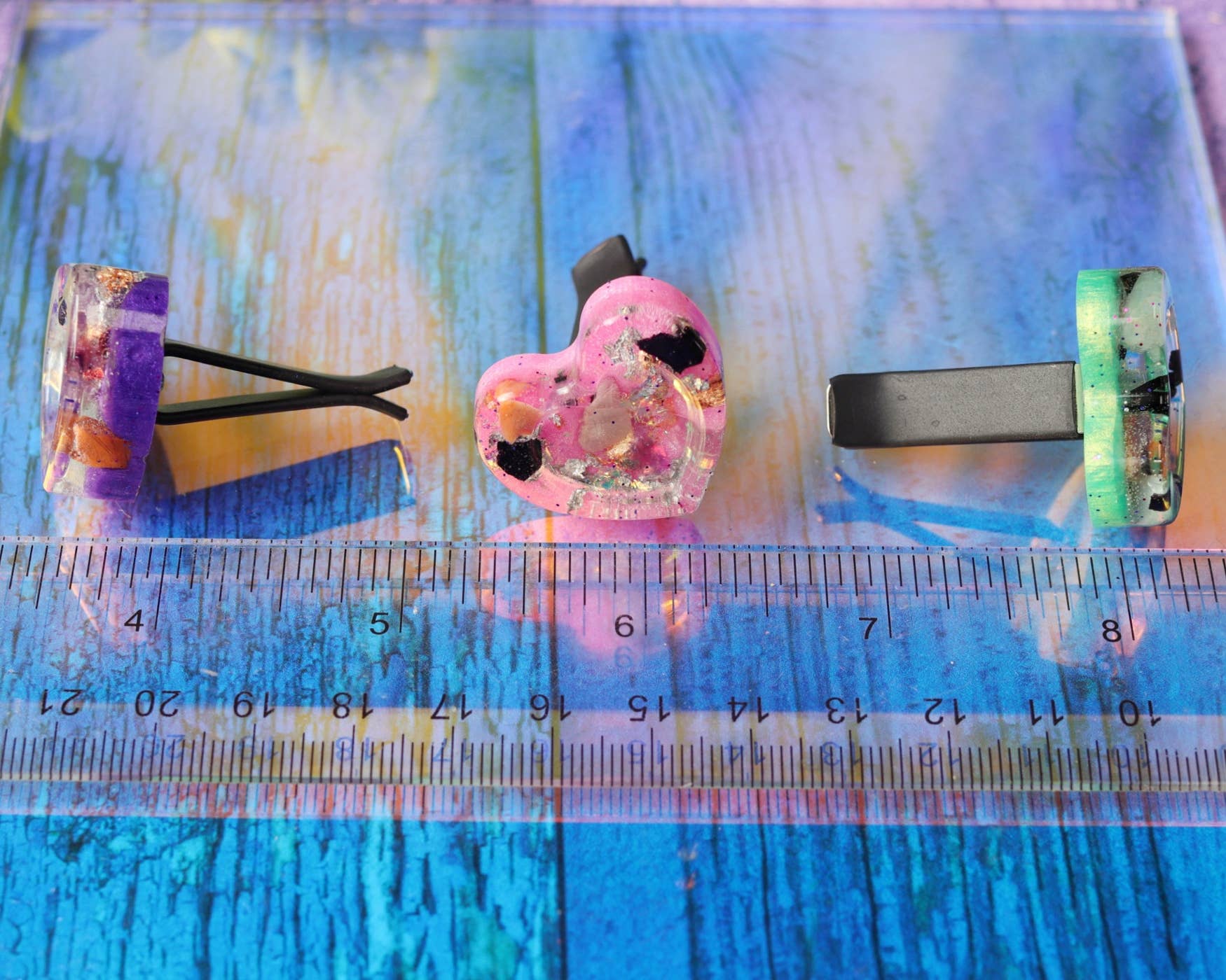 Lucky Luna – wholesale Car Decorative Charm - Unisex – Heart Crystal Car Vent Clip for Travel Anxiety & Protection 8