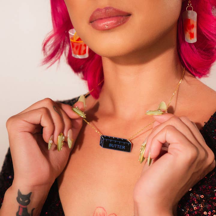 Peach Beast - Wholesale Pendant/Charm Necklace - Butter Necklace1
