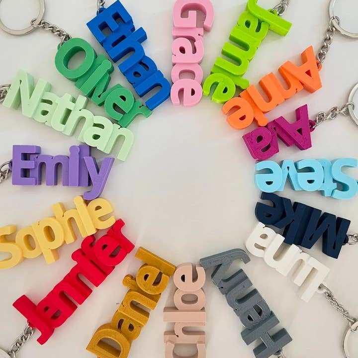 Preneel3dUniverse - Wholesale Keychain – Unisex - Customized Name Keychain keyring Personalized Gifts for Children Gifts for Her Gifts for Him Party Bag Fillers Name Tags School Bag Names4