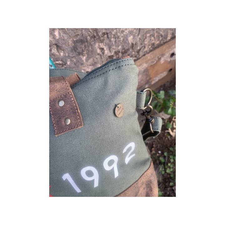 Casa Natura Design SL - Venta al por mayor Bolso con correa - Unisex - Bolso Funcional Piel de Alta Calidad ELIZA EL036