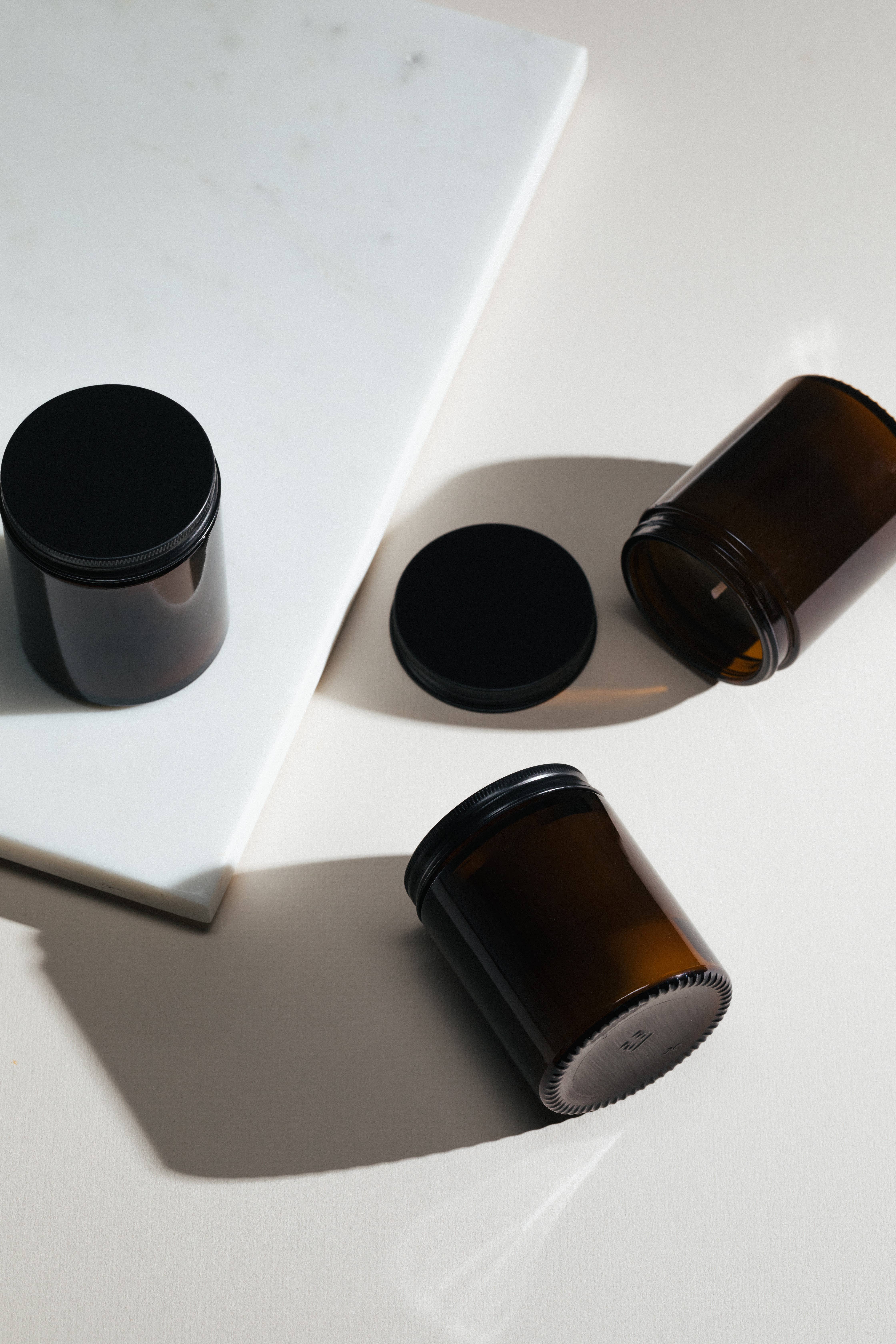 Own – wholesale Jar/filled candle – White Label Amber Glass Soy Candle - 180ml/18CL Customisable3