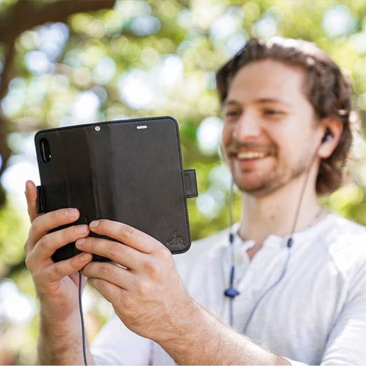 Noir anthracite Étui de protection contre les champs électromagnétiques et de blocage des radiations pour la série iPhone 11 en vente sur Faire8