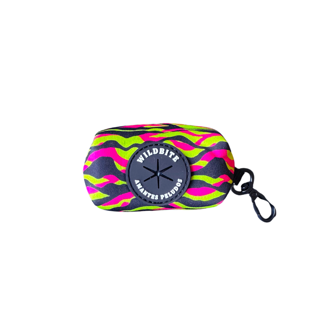Wildbite Amantes Peludos - Wholesale Pet Leash - Dog - StyleZebra Bag Holder1