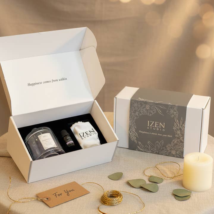 Clear Crystal Diffuser | Essential Oil Aromatherapy Gift | Spa for wholesale on Faire5