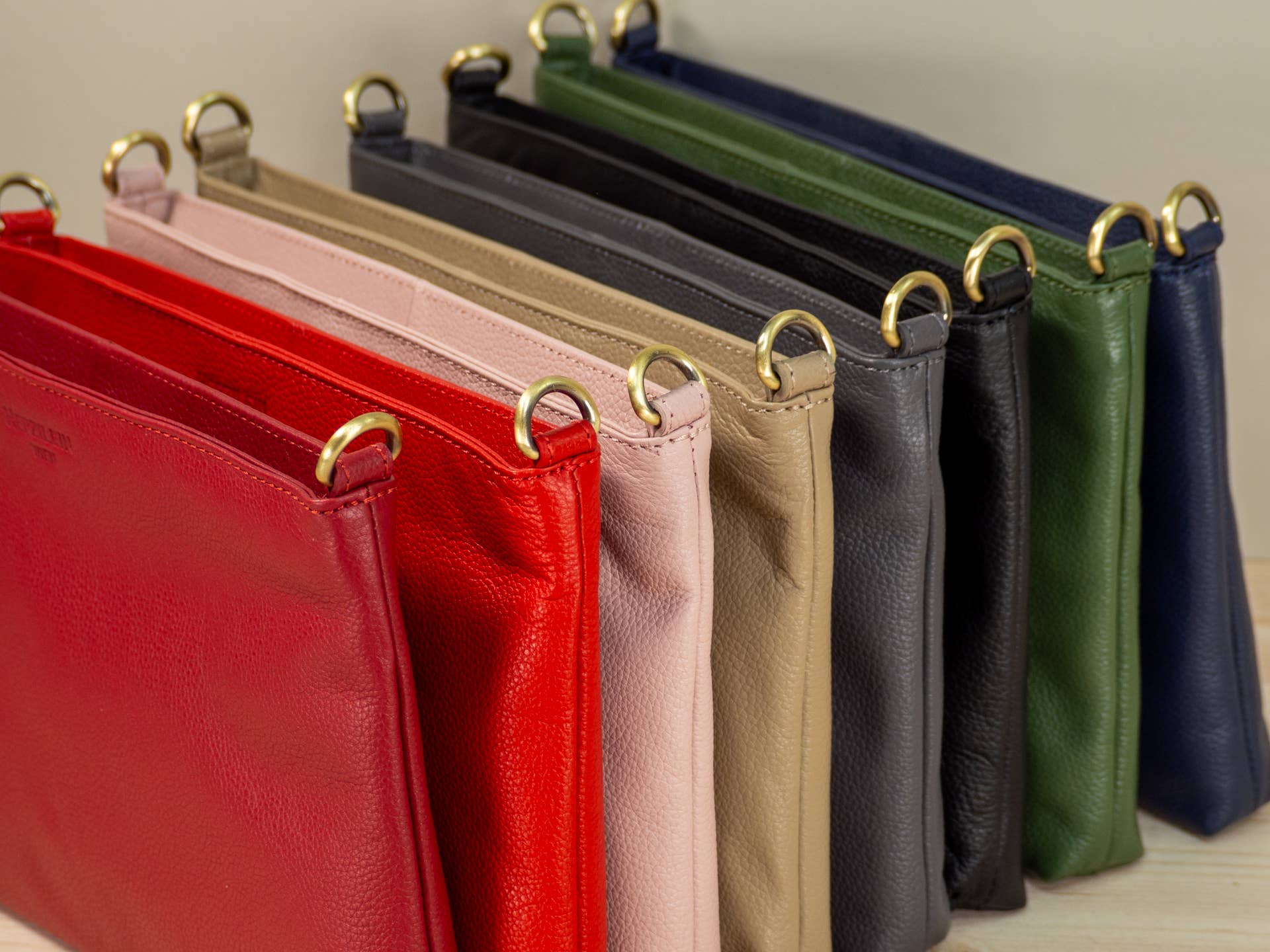 Herzilein-Wien GmbH - Wholesale Crossbody Bag - Women's - Crossbody Leder Tasche simpel0