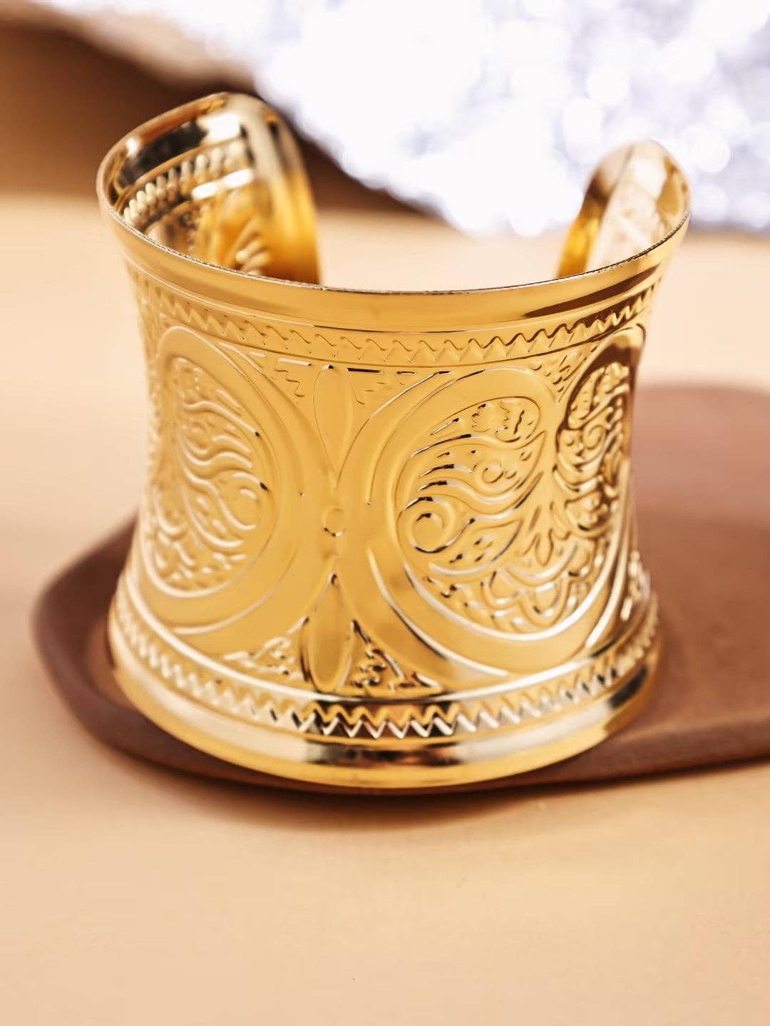 Katinki - Vente Bracelet manchette - Bracelet Manchette Large Gravé Baroque Vintage0