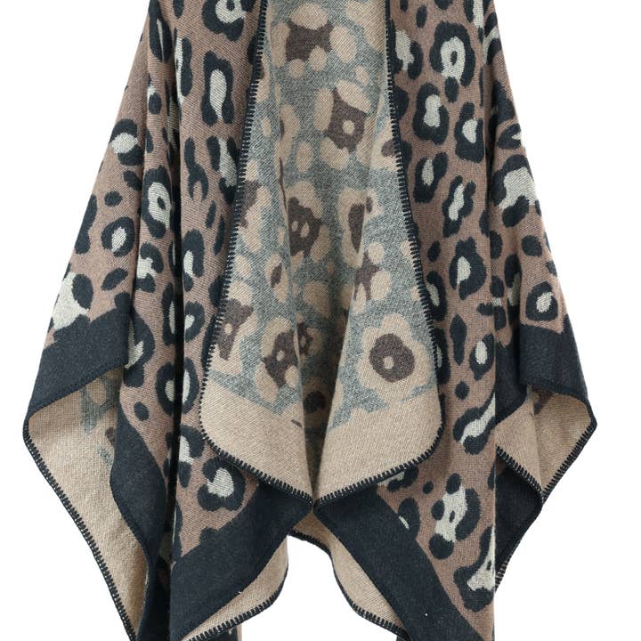 Poncho with print for wholesale by Emilie collection