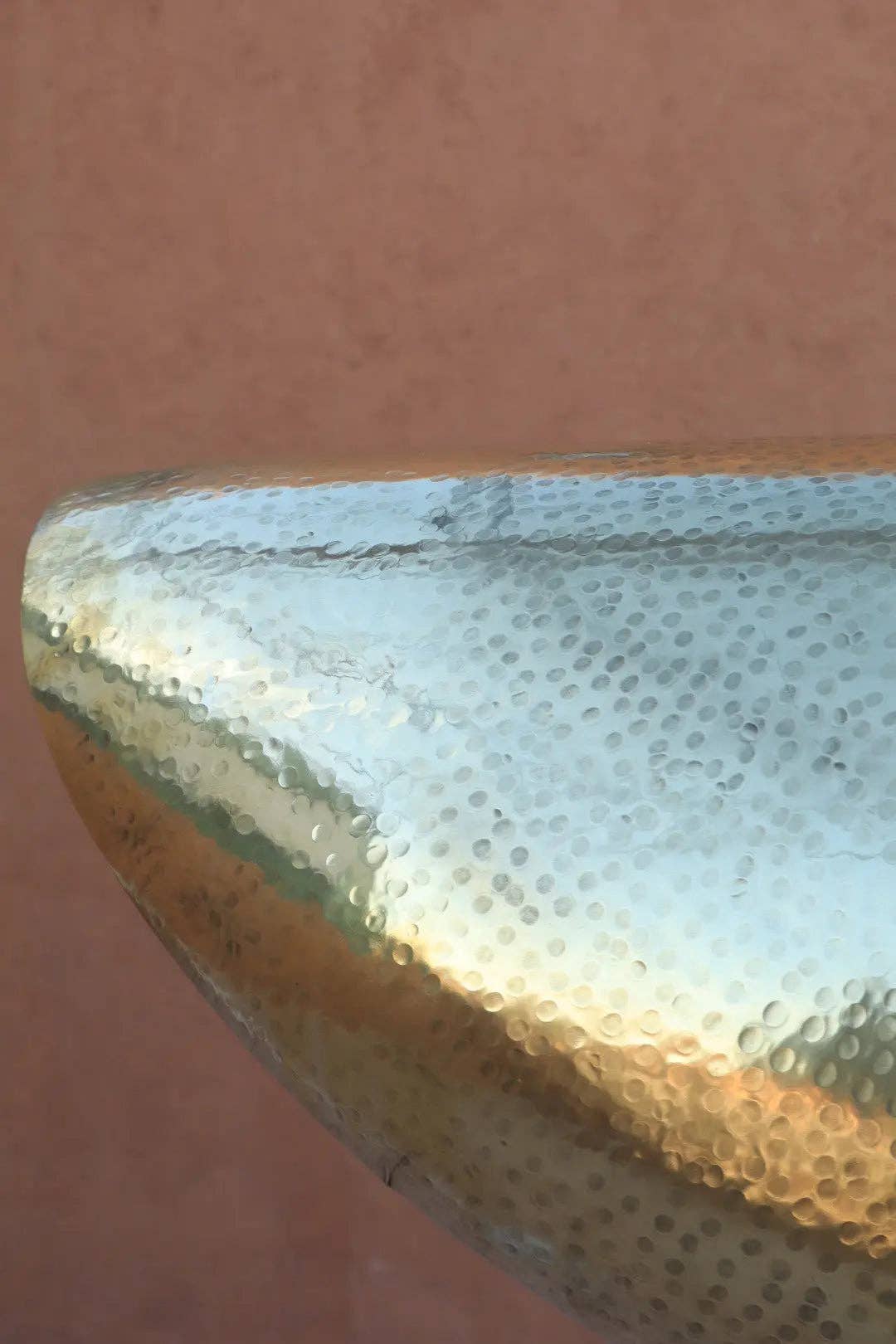 Néda - Wholesale Chandelier/Hanging Light - Lotus Leaf Brass Pendant "NOOR" - Smooth9