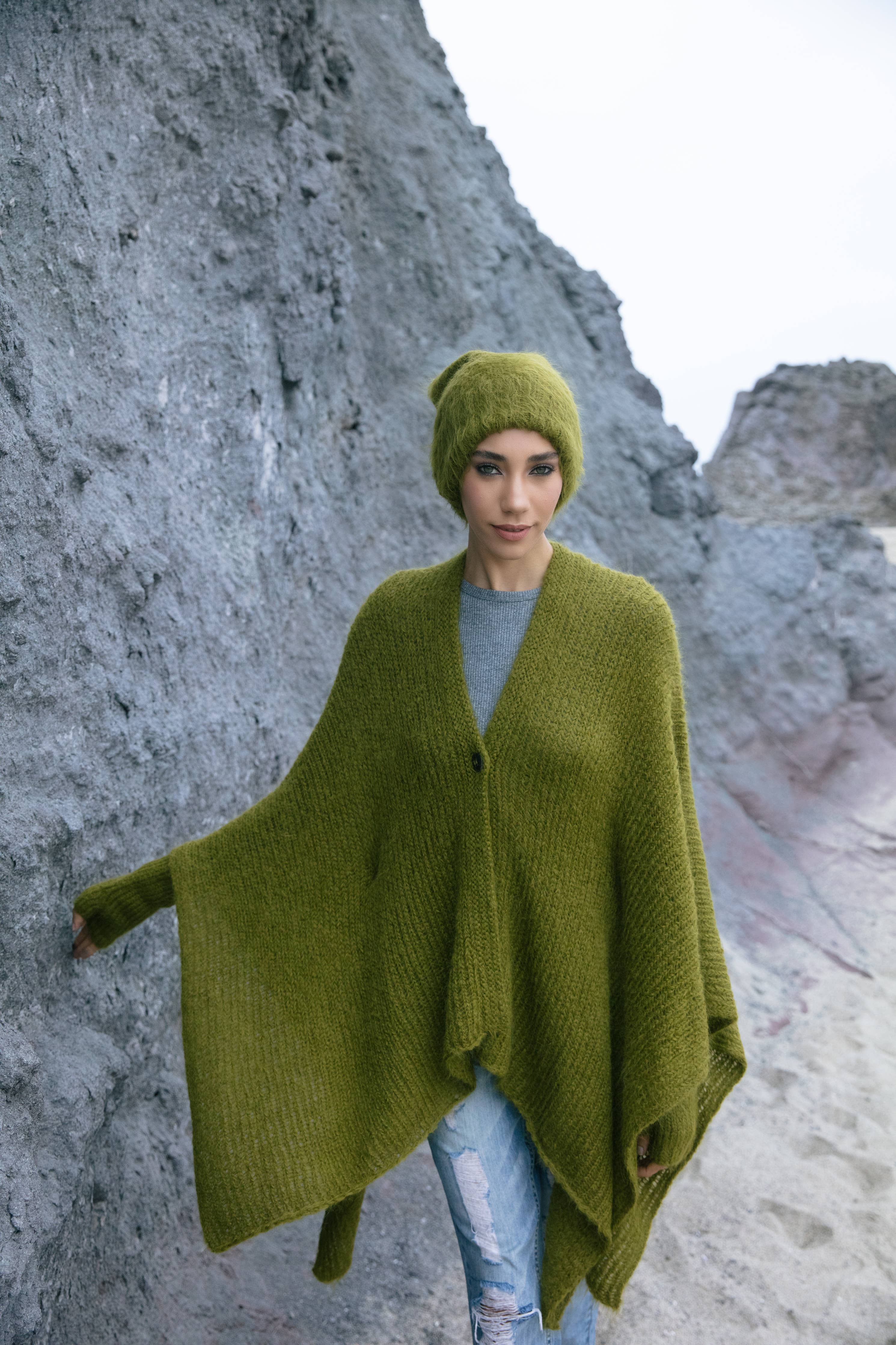 Emilime - Wholesale Poncho - Women's - Solo Poncho12