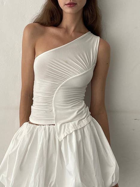 Neues, eng anliegendes Patchwork-Plisse-T-Shirt mit Kapuze für den Großhandel von HIDDENBRAND