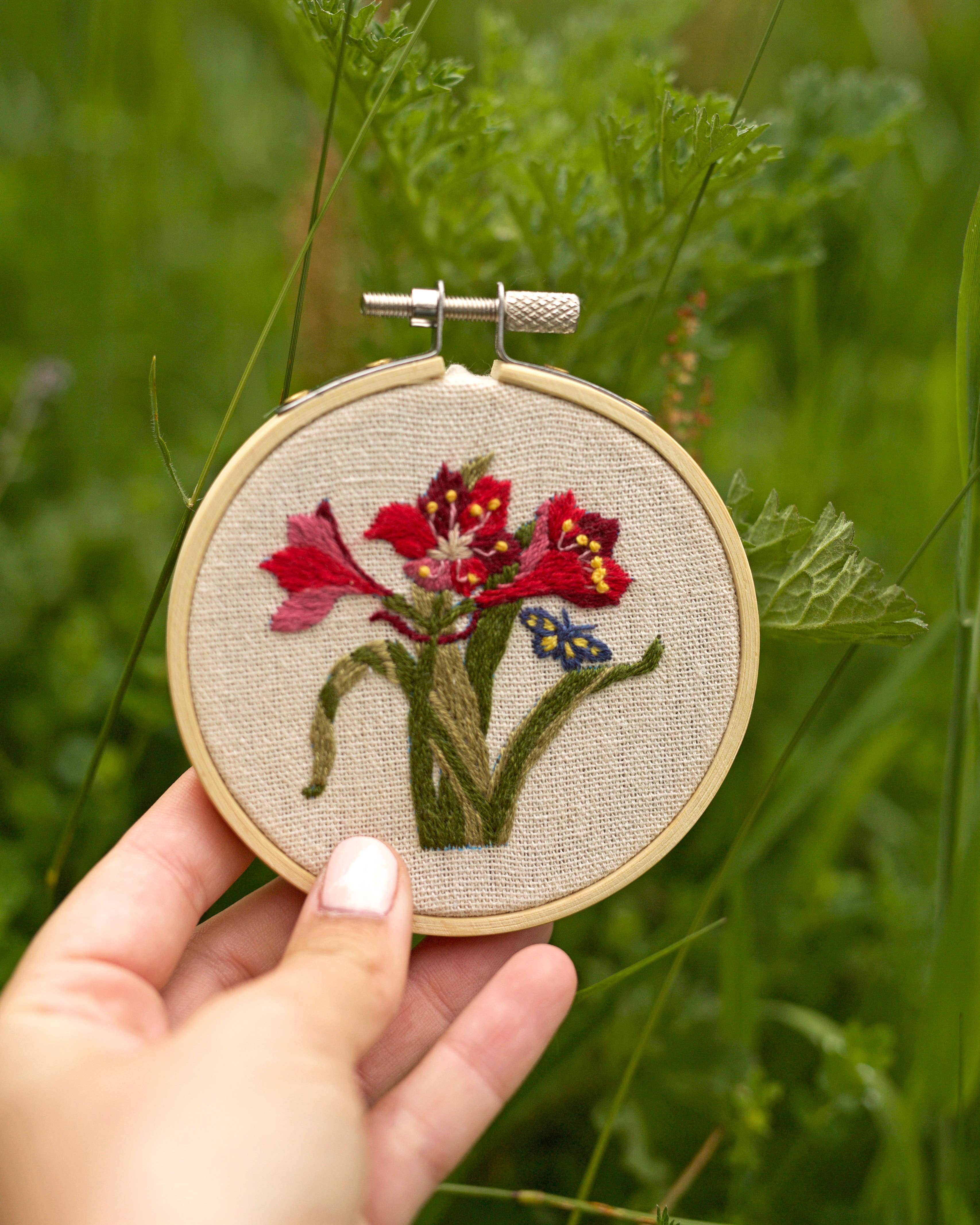 West Design Products - Wholesale Embroidery/Cross Stitch Supplies - RHS Embroidery Hoop Decoration Kit, 4 Pack Butterfly & Flora9