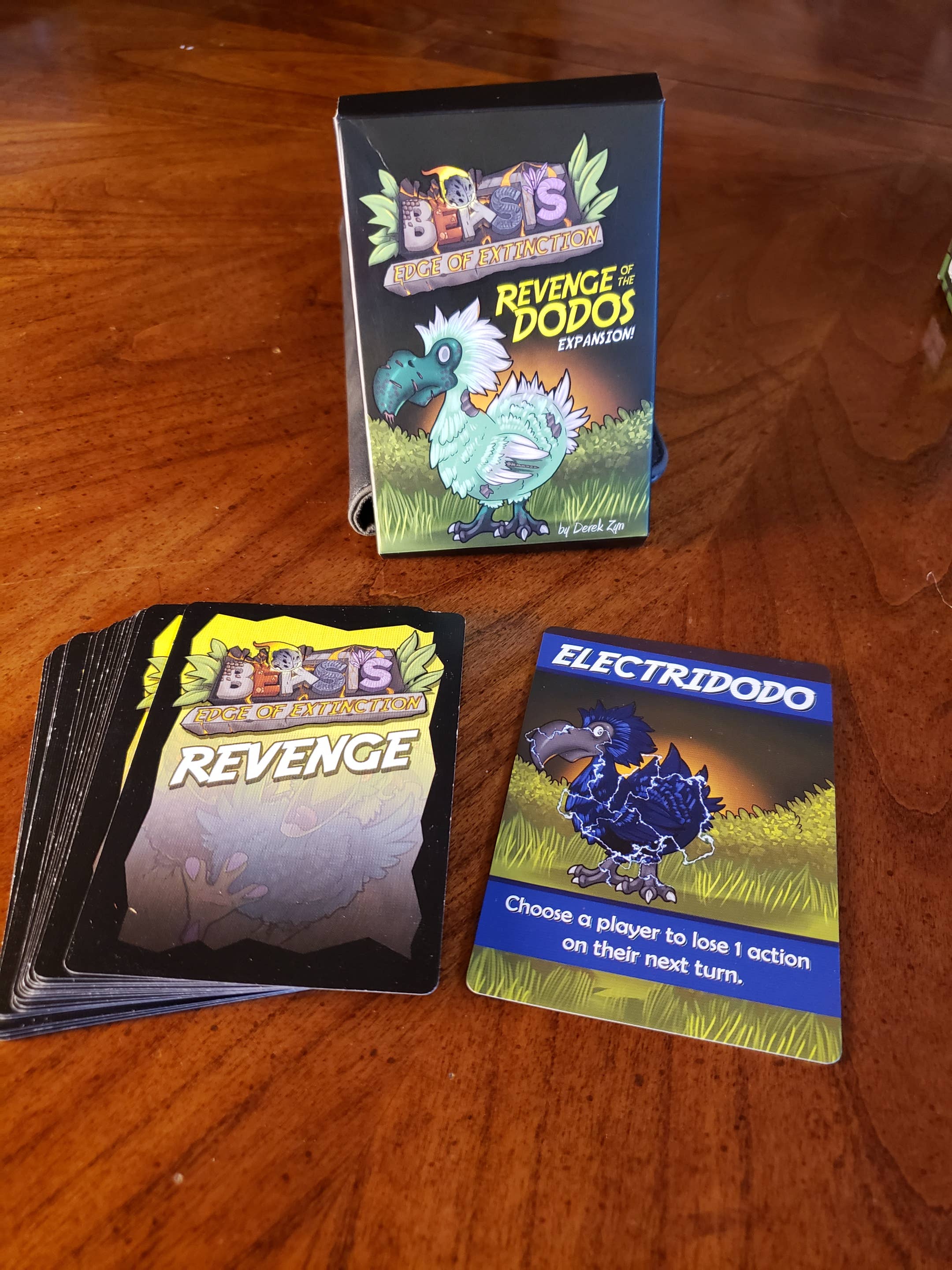 Riftway Games - Wholesale Board Game - Revenge of the Dodos (expansion)3