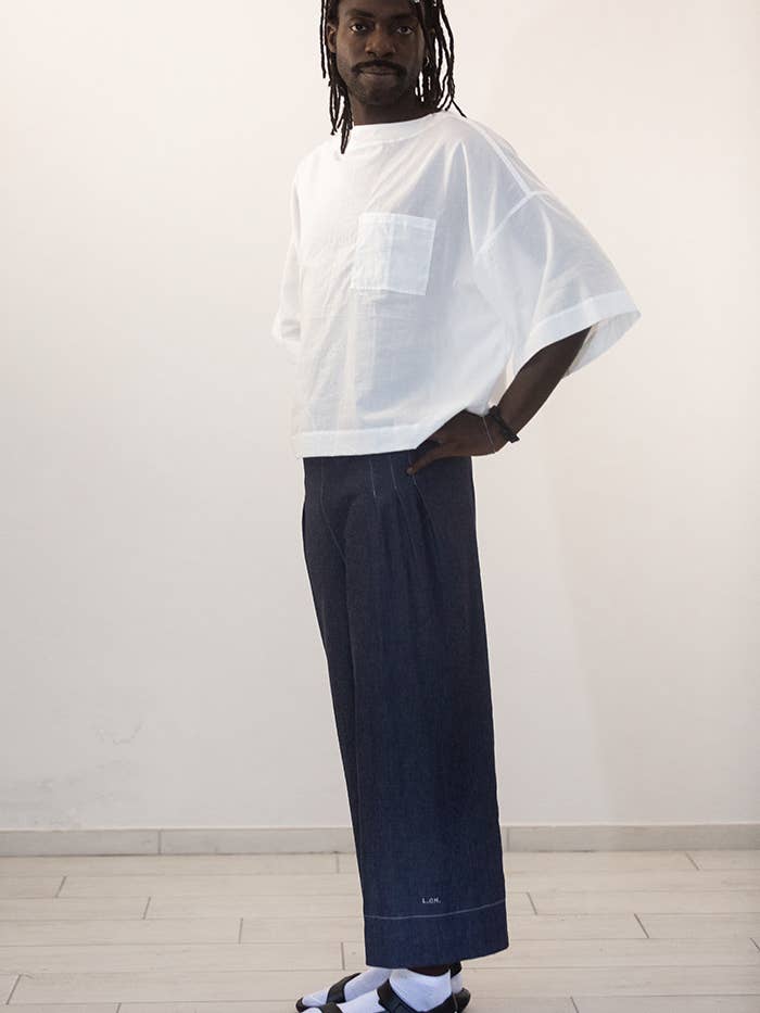 Camiseta Floral Oversized em Algodão Natural por atacado de LUCiA CHAIN