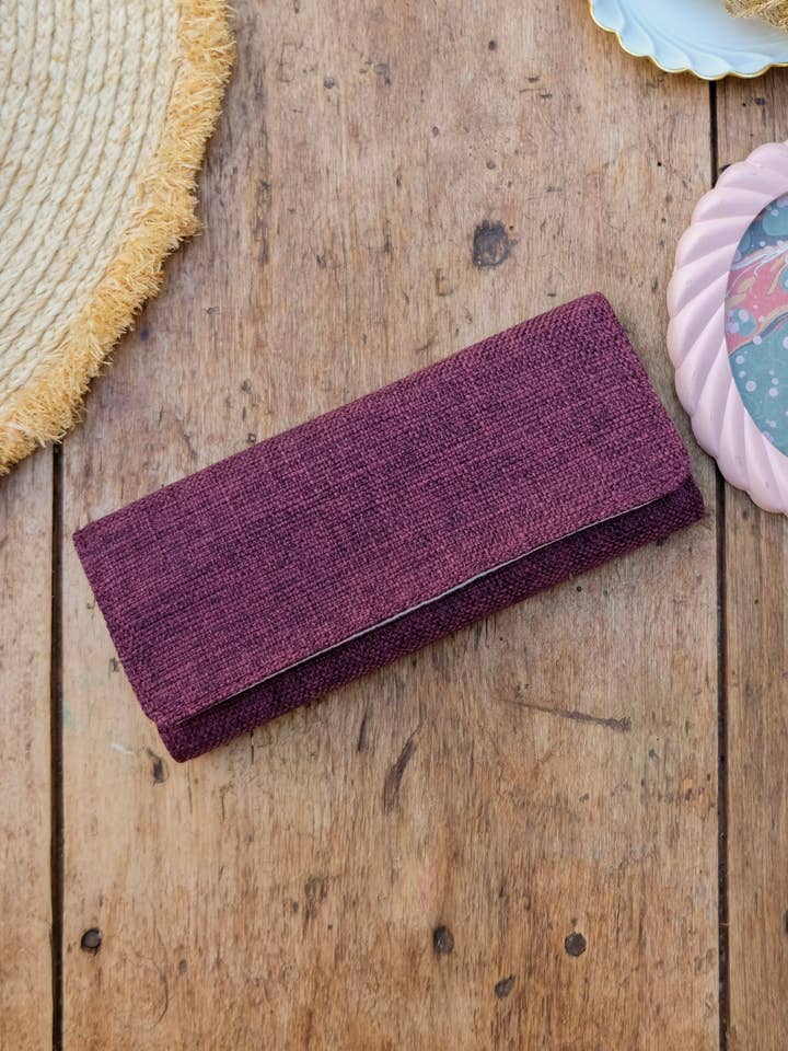 Pochette à bijoux Catherine effet lin pour la vente par Maison Scarlett