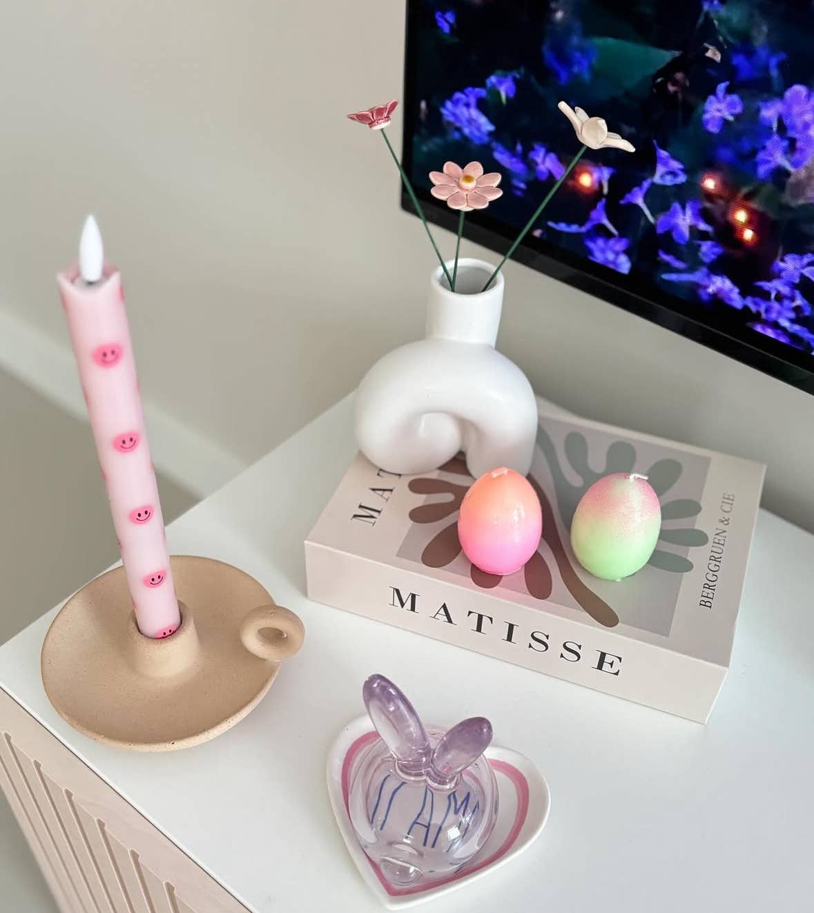 Aifcandles - Wholesale Flameless Candle - LED Pillar Candle Smiley Pink - Set of 22