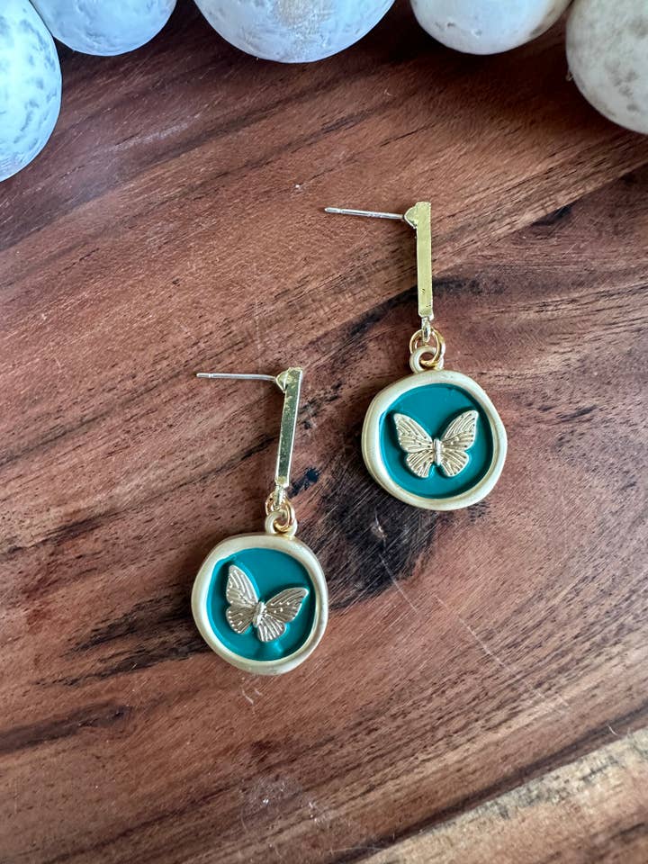 Bar Post grön fjäril örhängen för wholesale av Lila Rose