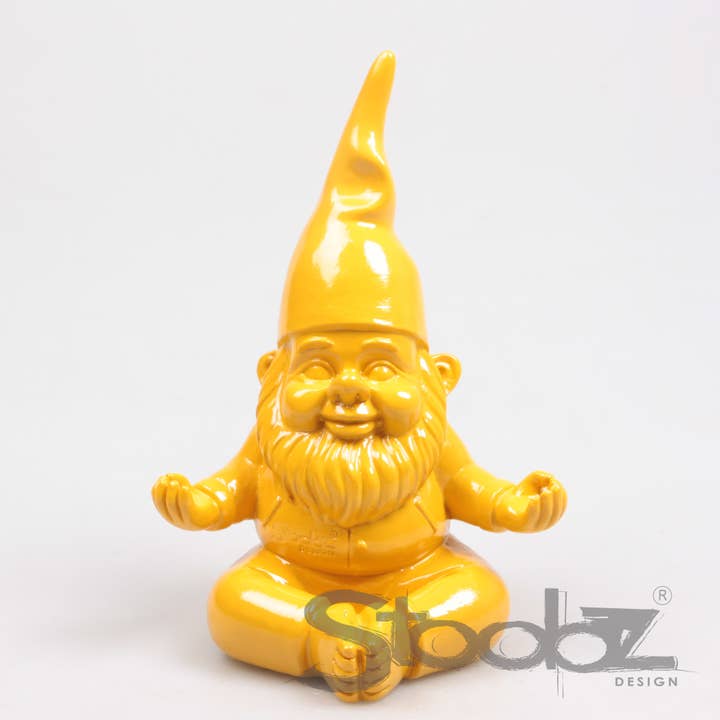 KOBOLD YOGA 11X14X20 CM GELB STOOBZ DESIGN für den Großhandel von Imhof & Stevens BV