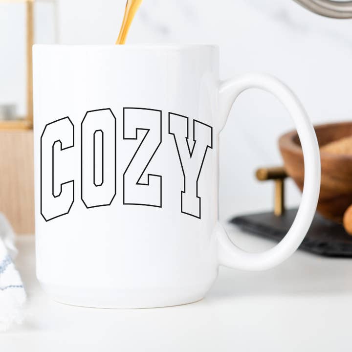 15 oz Varsity Cozy Keramik-Kaffeetasse für den Großhandel von Amber Marie Design