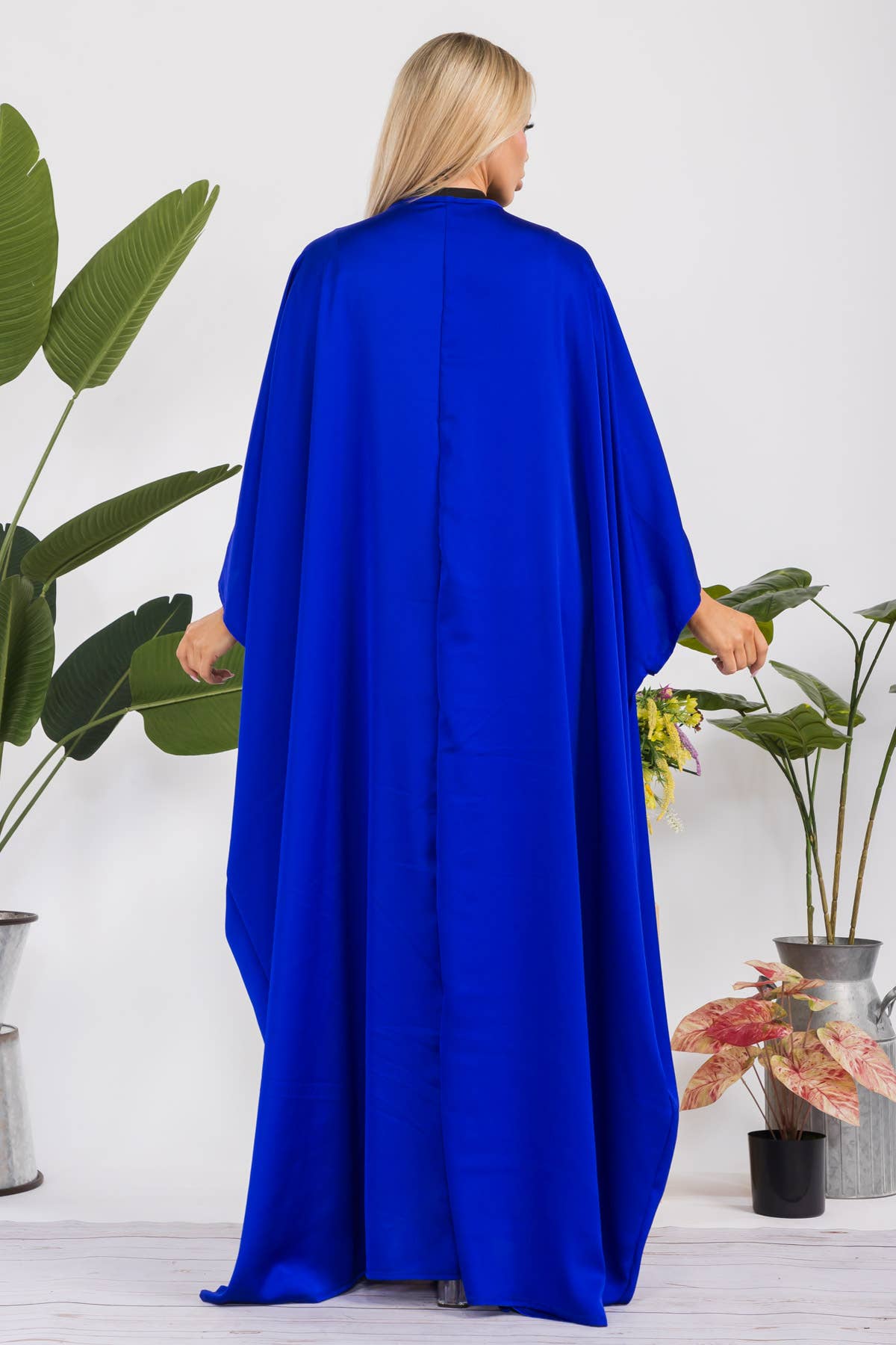 H&H Fashion Inc. - Wholesale Kimono - Women's - HH707D-R-SOLID - Open Front Duster1