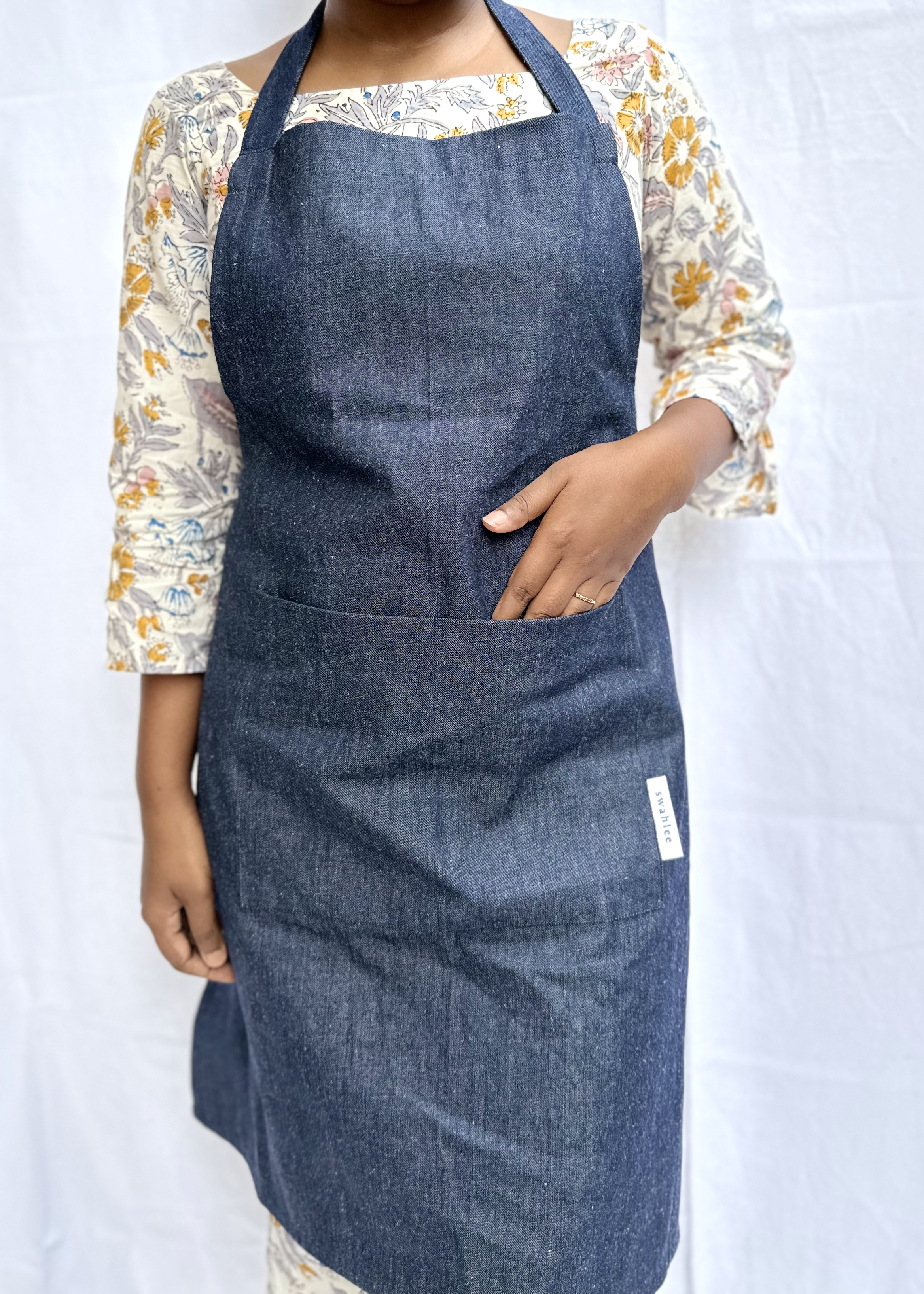 Swahlee - Wholesale Apron - Denim Apron2