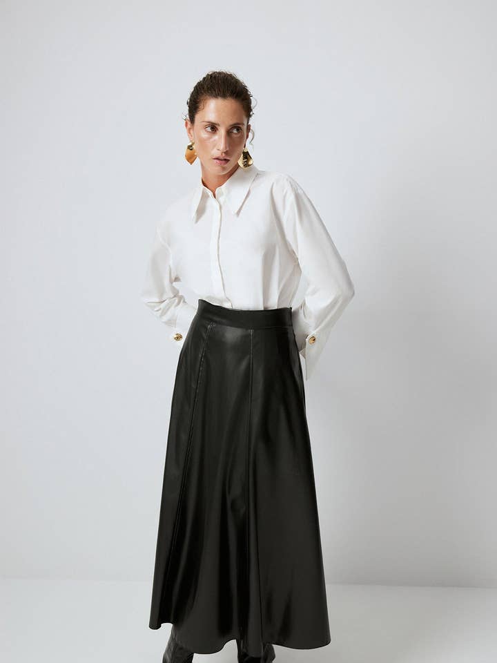 FLÆSET NEDERDEL I IMITERET LÆDER for engroshandel hos Touché Privé EU