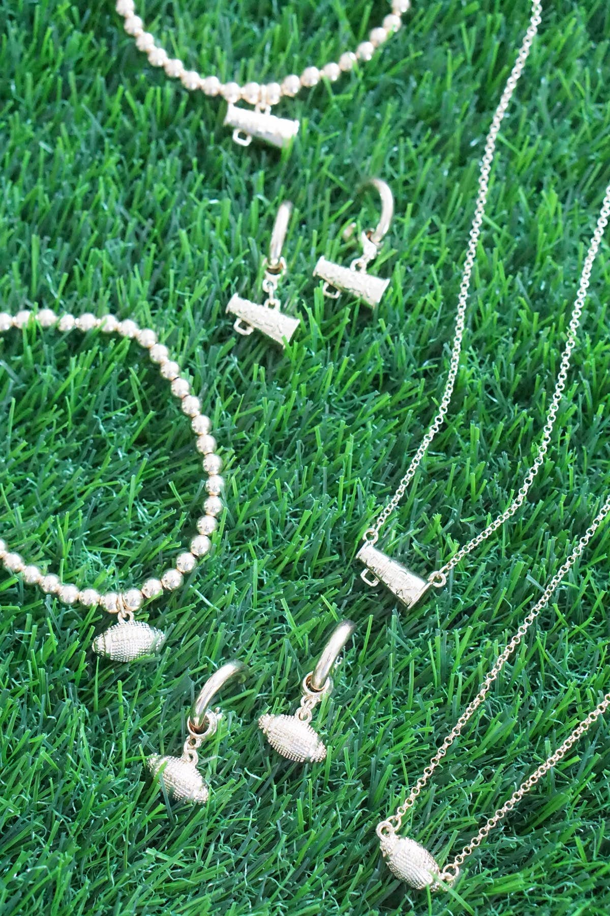 Canvas Style – wholesale Kedjehalsband – Cheer-halsband i glänsande guld1