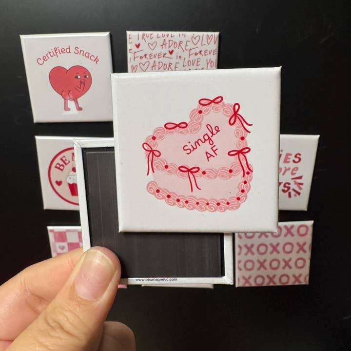 Single AF Valentinsdag | 2x2 tommer firkant for engroshandel hos Tieu Magnetic